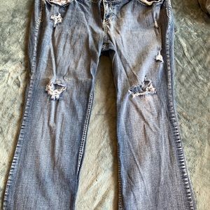 Amethyst jeans size 24 boot cut!